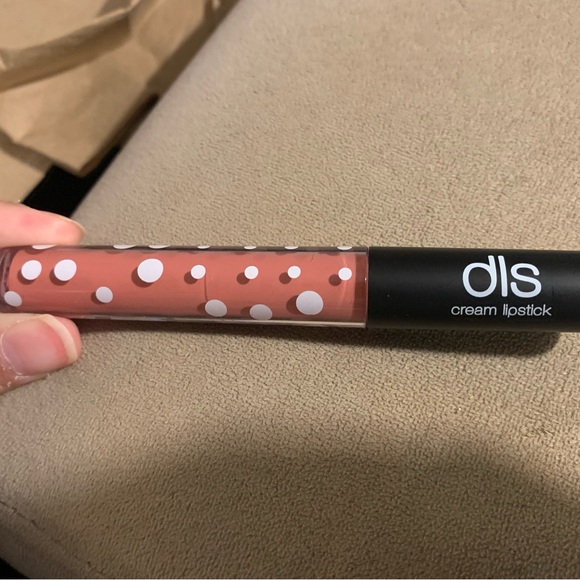 Dirty Little Secret makeup bundle - Picture 5 of 12